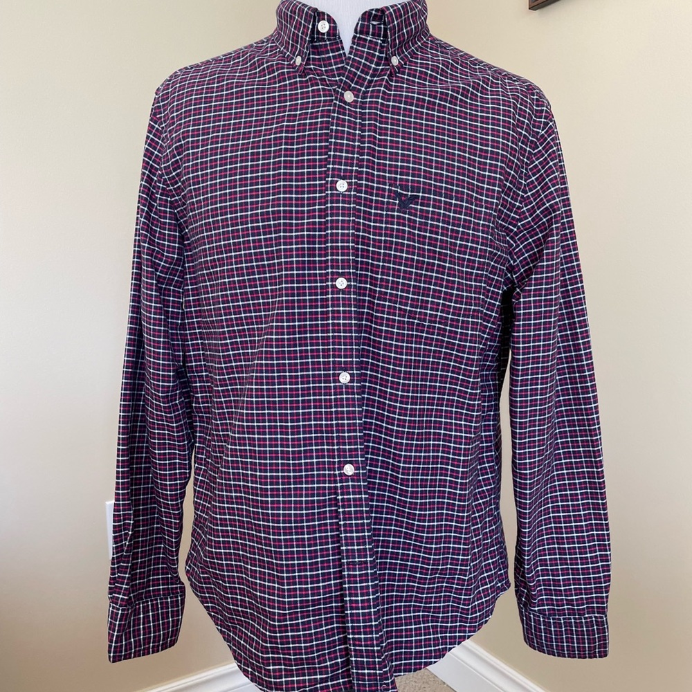 American Eagle Men's Classic Navy and Pink Checkered Shirt -